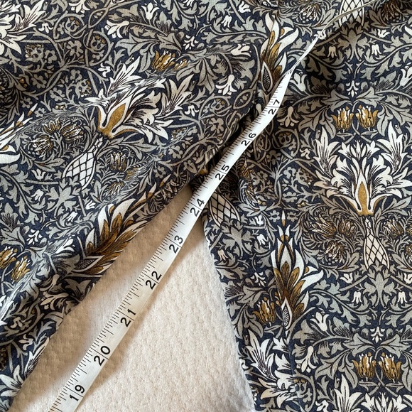Morris & Co x H&M pants William Morris pattern size 6 EUC - Picture 3 of 5